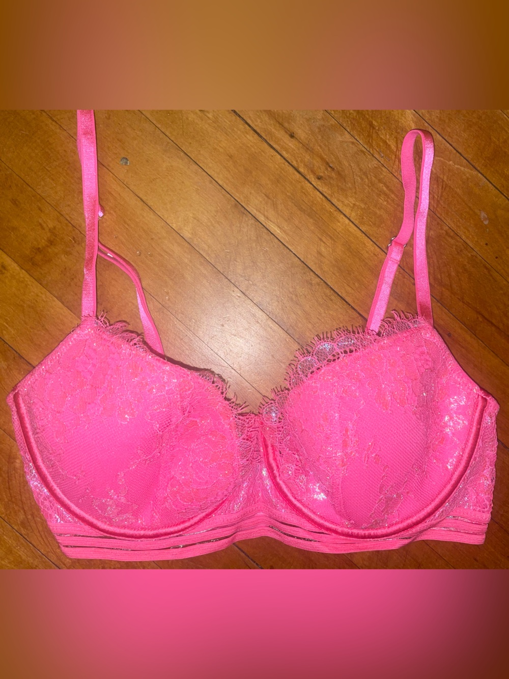 Victoria’s Secret Lace Underwire Bra in Vibrant Pink - Women's Intimates 34B